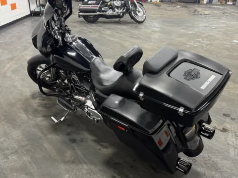 More photos of 2012 HARLEY DAVIDSON STREET GLIDE FLHX at Moto Boutique, OH