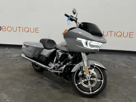 Photos of 2024 HARLEY DAVIDSON ROAD GLIDE FLTRX for sale in Columbus, OH at Moto Boutique