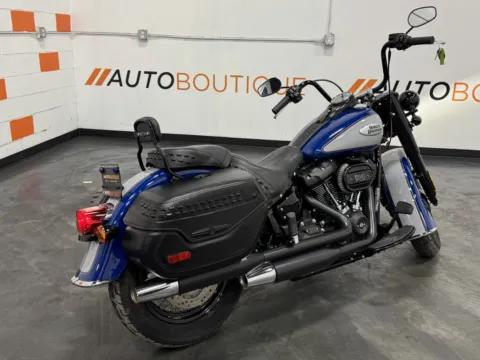 More photos of 2023 HARLEY DAVIDSON HERITAGE CLASSIC FLHCS at Moto Boutique, OH
