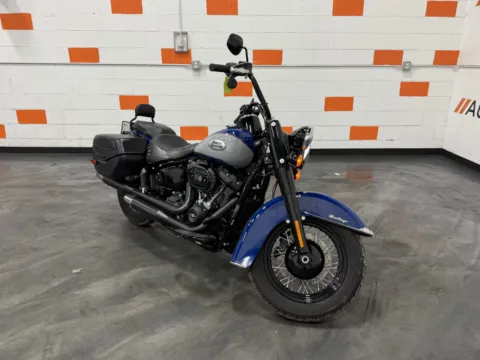 Photos of 2023 HARLEY DAVIDSON HERITAGE CLASSIC FLHCS for sale in Columbus, OH at Moto Boutique