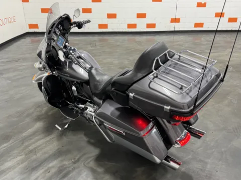 More photos of 2014 HARLEY DAVIDSON ULTRA LIMITED FLHTK at Moto Boutique, OH