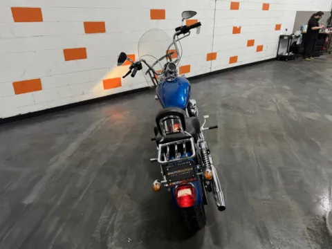 More photos of 2006 HARLEY DAVIDSON SPORTSTER XL883C at Moto Boutique, OH