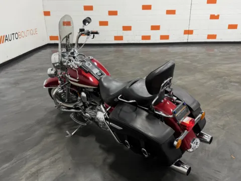 More photos of 2000 HARLEY DAVIDSON ROAD KING CLASSIC FLHRCI at Moto Boutique, OH