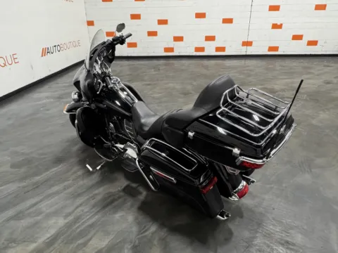 More photos of 2016 HARLEY DAVIDSON ULTRA CLASSIC LOW FLHTCUL at Moto Boutique, OH
