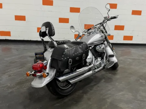 Another view of 2008 SUZUKI BOULEVARD C50 for sale in Columbus, OH at Moto Boutique