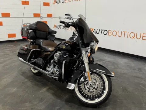 Photos of 2013 HARLEY DAVIDSON ULTRA LIMITED ANNIVERSARY FLHTK for sale in Columbus, OH at Moto Boutique