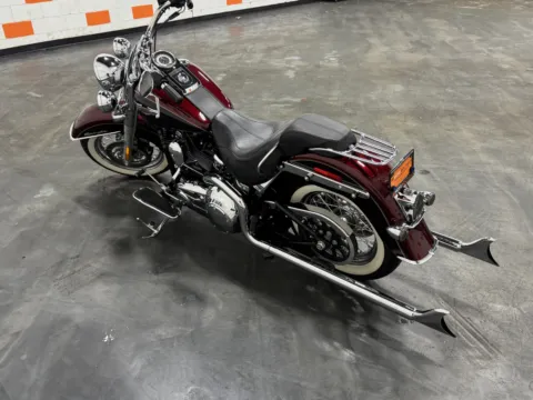 More photos of 2014 HARLEY DAVIDSON SOFTAIL DELUXE FLSTN at Moto Boutique, OH