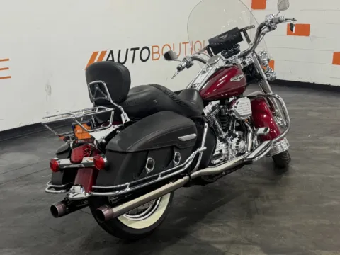 Another view of 2004 HARLEY DAVIDSON ROAD KING CLASSIC FLHRCI for sale in Columbus, OH at Moto Boutique