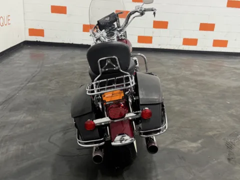 More photos of 2004 HARLEY DAVIDSON ROAD KING CLASSIC FLHRCI at Moto Boutique, OH