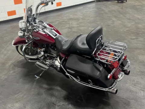 More photos of 2004 HARLEY DAVIDSON ROAD KING CLASSIC FLHRCI at Moto Boutique, OH