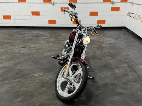 Another view of 2006 HARLEY DAVIDSON SOFTAIL DEUCE FXSTDI for sale in Columbus, OH at Moto Boutique