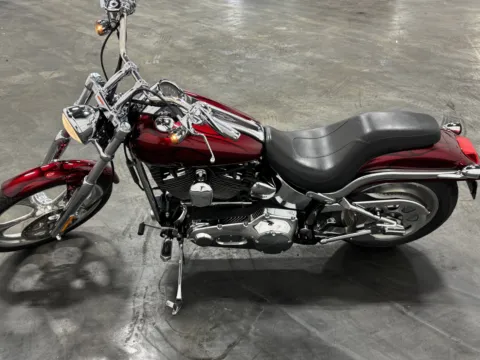 More photos of 2006 HARLEY DAVIDSON SOFTAIL DEUCE FXSTDI at Moto Boutique, OH
