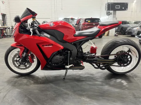 More photos of 2015 HONDA CBR 1000 RR 1000RR at Moto Boutique, OH