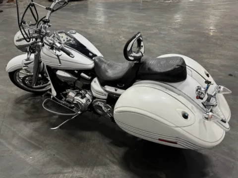 More photos of 2008 YAMAHA STRATOLINER at Moto Boutique, OH
