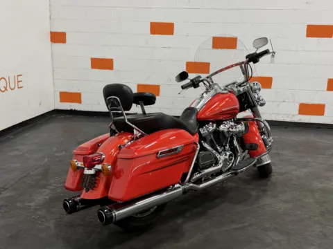 Another view of 2017 HARLEY DAVIDSON ROAD KING FLHR for sale in Columbus, OH at Moto Boutique