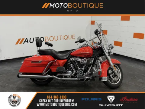 Orange 2017 HARLEY DAVIDSON ROAD KING FLHR for sale in Columbus, OH