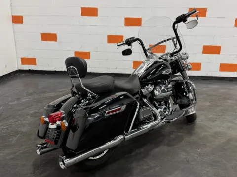 Another view of 2019 HARLEY DAVIDSON ROAD KING FLHR for sale in Columbus, OH at Moto Boutique