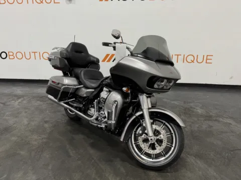 Photos of 2016 HARLEY DAVIDSON ROAD GLIDE ULTRA FLTRU for sale in Columbus, OH at Moto Boutique