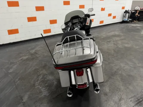 More photos of 2016 HARLEY DAVIDSON ROAD GLIDE ULTRA FLTRU at Moto Boutique, OH