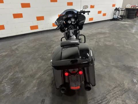 More photos of 2020 HARLEY DAVIDSON ROAD GLIDE SPECIAL FLTRXS at Moto Boutique, OH