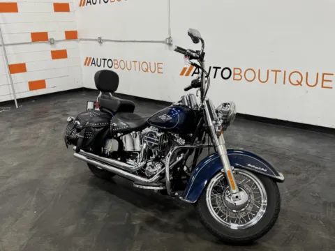 Photos of 2012 HARLEY DAVIDSON HERITAGE SOFTAIL CLASSIC FLSTC for sale in Columbus, OH at Moto Boutique