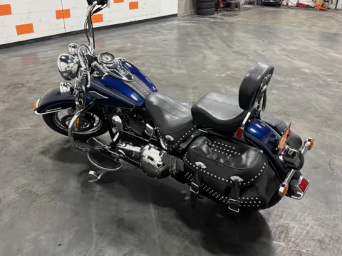 More photos of 2012 HARLEY DAVIDSON HERITAGE SOFTAIL CLASSIC FLSTC at Moto Boutique, OH