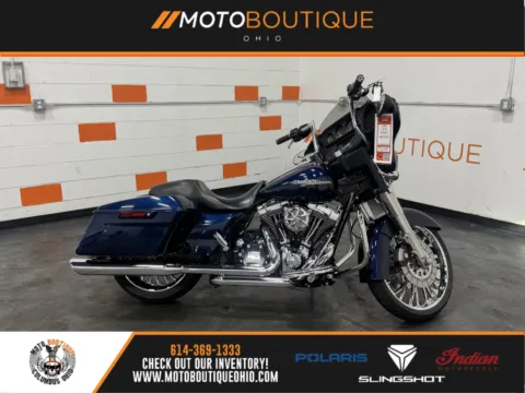 Blue 2014 HARLEY DAVIDSON STREET GLIDE FLHX for sale in Columbus, OH