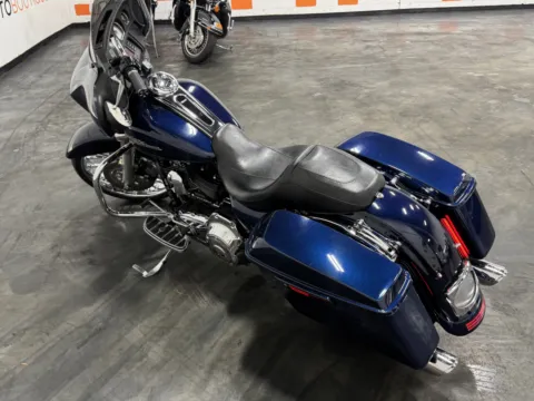 More photos of 2014 HARLEY DAVIDSON STREET GLIDE FLHX at Moto Boutique, OH