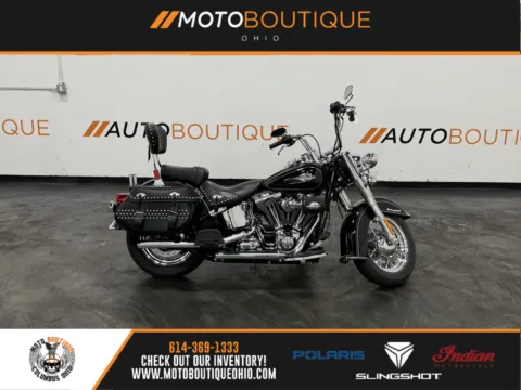 Black 2014 HARLEY DAVIDSON HERITAGE SOFTAIL CLASSIC FLSTC for sale in Columbus, OH