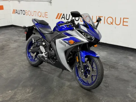 Photos of 2015 YAMAHA YZF-R3 for sale in Columbus, OH at Moto Boutique