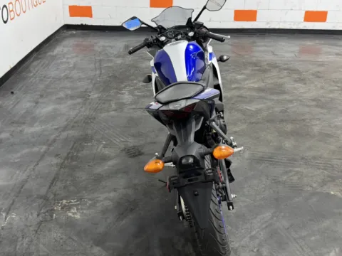 More photos of 2015 YAMAHA YZF-R3 at Moto Boutique, OH