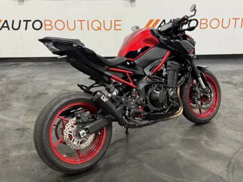 Another view of 2024 KAWASAKI Z900 ABS for sale in Columbus, OH at Moto Boutique