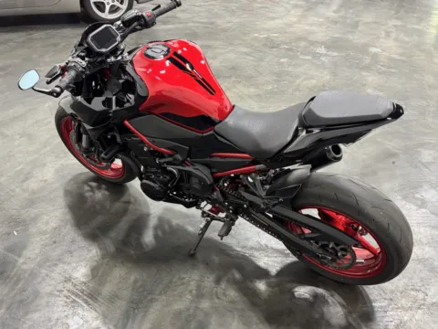 More photos of 2024 KAWASAKI Z900 ABS at Moto Boutique, OH