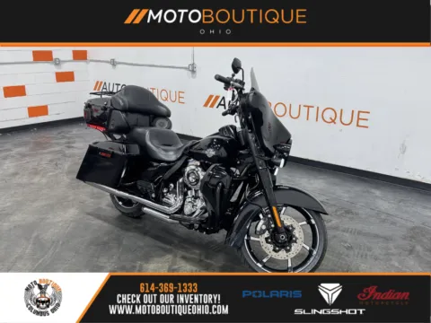 Black 2010 HARLEY DAVIDSON ULTRA CLASSIC FLHTCU for sale in Columbus, OH