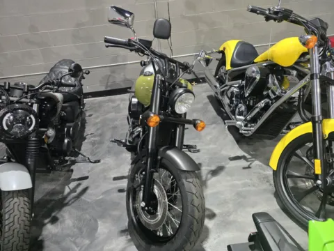 More photos of 2023 HONDA SHADOW PHANTOM Phantom at Moto Boutique, OH