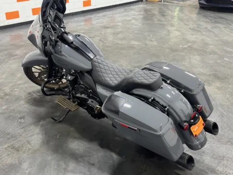 More photos of 2022 HARLEY DAVIDSON STREET GLIDE ST FLHXST at Moto Boutique, OH