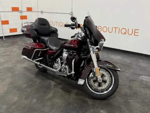 Photos of 2015 HARLEY DAVIDSON ULTRA LIMITED LOW FLHTKL for sale in Columbus, OH at Moto Boutique