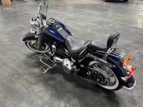 More photos of 2014 HARLEY DAVIDSON SOFTAIL DELUXE FLSTN at Moto Boutique, OH