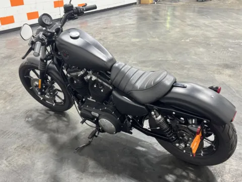 More photos of 2019 HARLEY DAVIDSON IRON 883 XL883N at Moto Boutique, OH