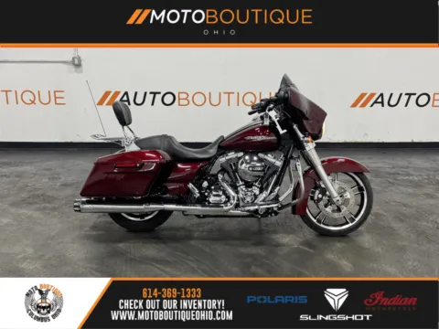 Red 2015 HARLEY DAVIDSON STREET GLIDE FLHX for sale in Columbus, OH