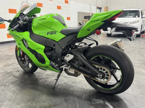 More photos of 2021 KAWASAKI NINJA ZX10RR at Moto Boutique, OH