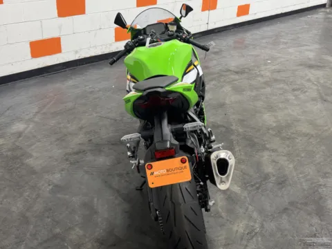 More photos of 2025 KAWASAKI NINJA ZX6R at Moto Boutique, OH