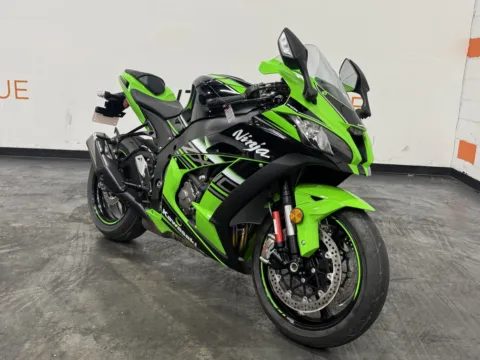 Photos of 2016 KAWASAKI NINJA ZX10R for sale in Columbus, OH at Moto Boutique