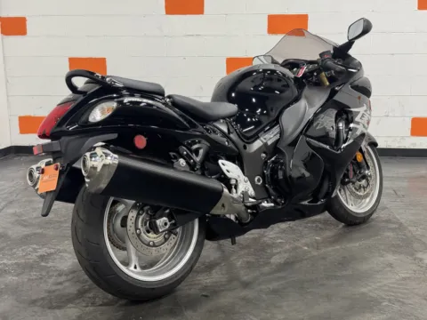 Another view of 2019 SUZUKI HAYABUSA GSX1300R for sale in Columbus, OH at Moto Boutique