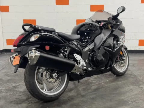 Another view of 2019 SUZUKI HAYABUSA GSX1300R for sale in Columbus, OH at Moto Boutique