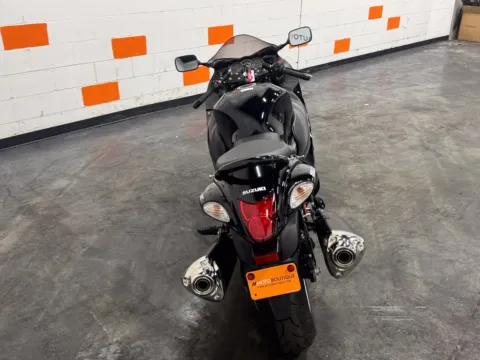 More photos of 2019 SUZUKI HAYABUSA GSX1300R at Moto Boutique, OH