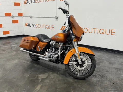Photos of 2015 HARLEY DAVIDSON STREET GLIDE SPECIAL FLHXS for sale in Columbus, OH at Moto Boutique