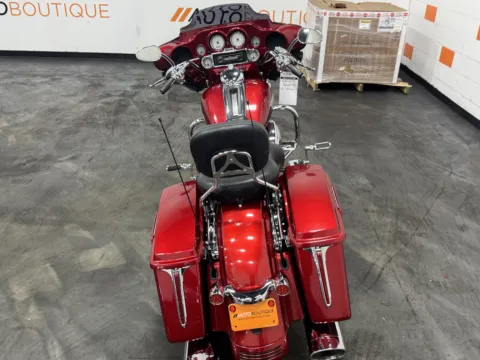 More photos of 2012 HARLEY DAVIDSON STREET GLIDE FLHX at Moto Boutique, OH