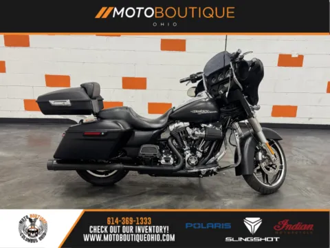 Black 2014 HARLEY DAVIDSON STREET GLIDE FLHX for sale in Columbus, OH