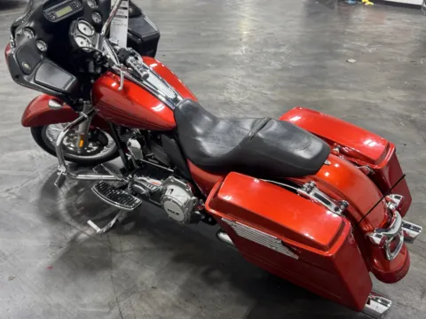 More photos of 2013 HARLEY DAVIDSON ROAD GLIDE CUSTOM FLTRX at Moto Boutique, OH